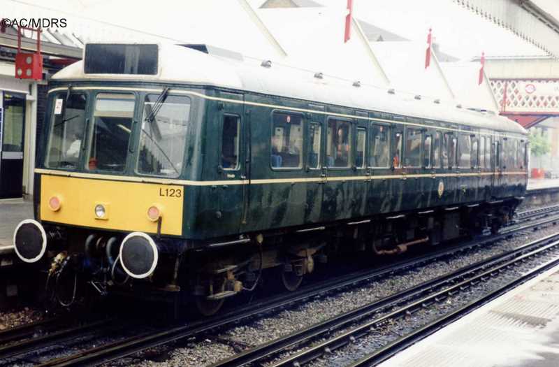 Bubble Car at Amersham (Alan Costello)